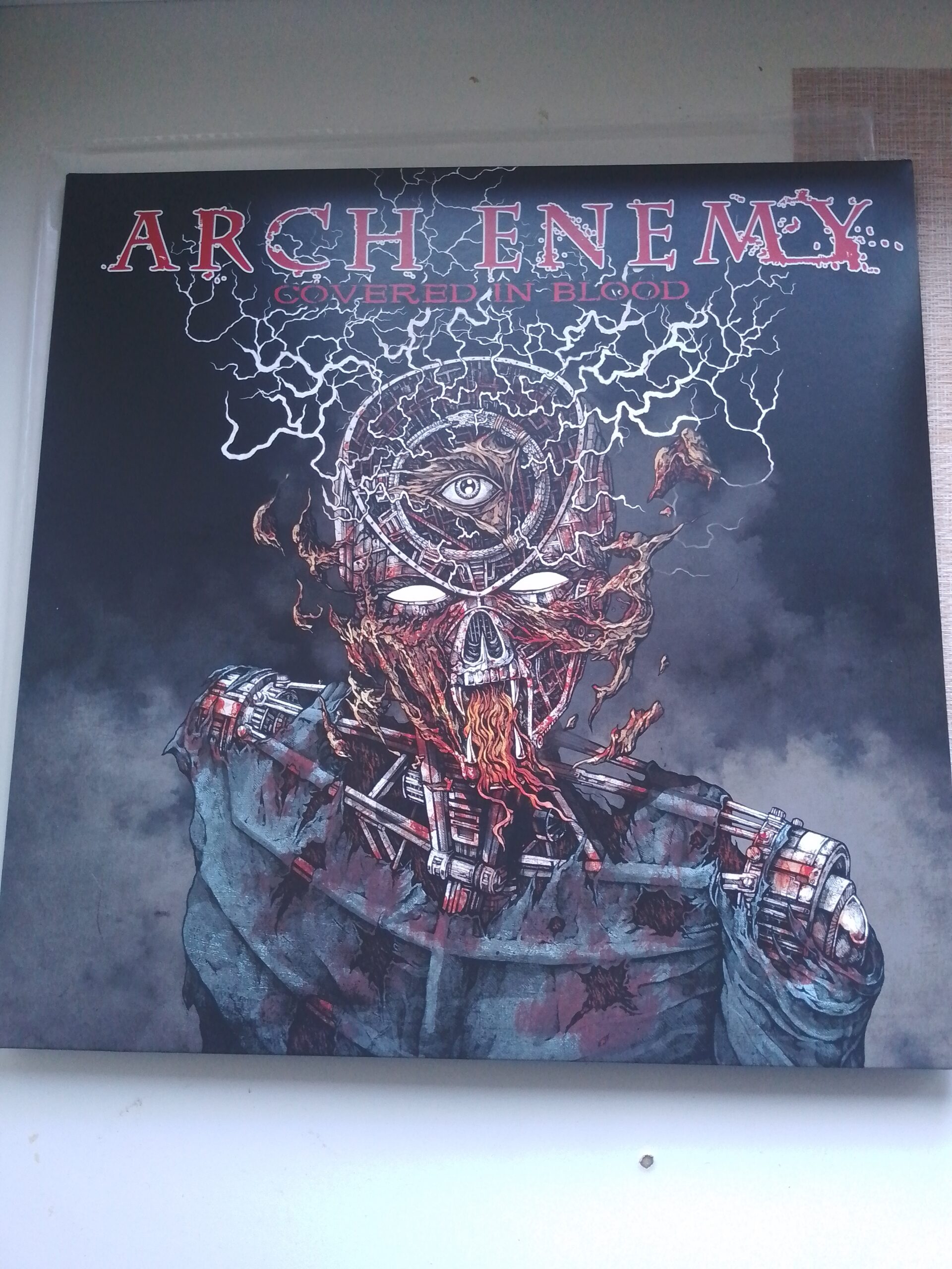 Arch Enemy - Covered In Blood