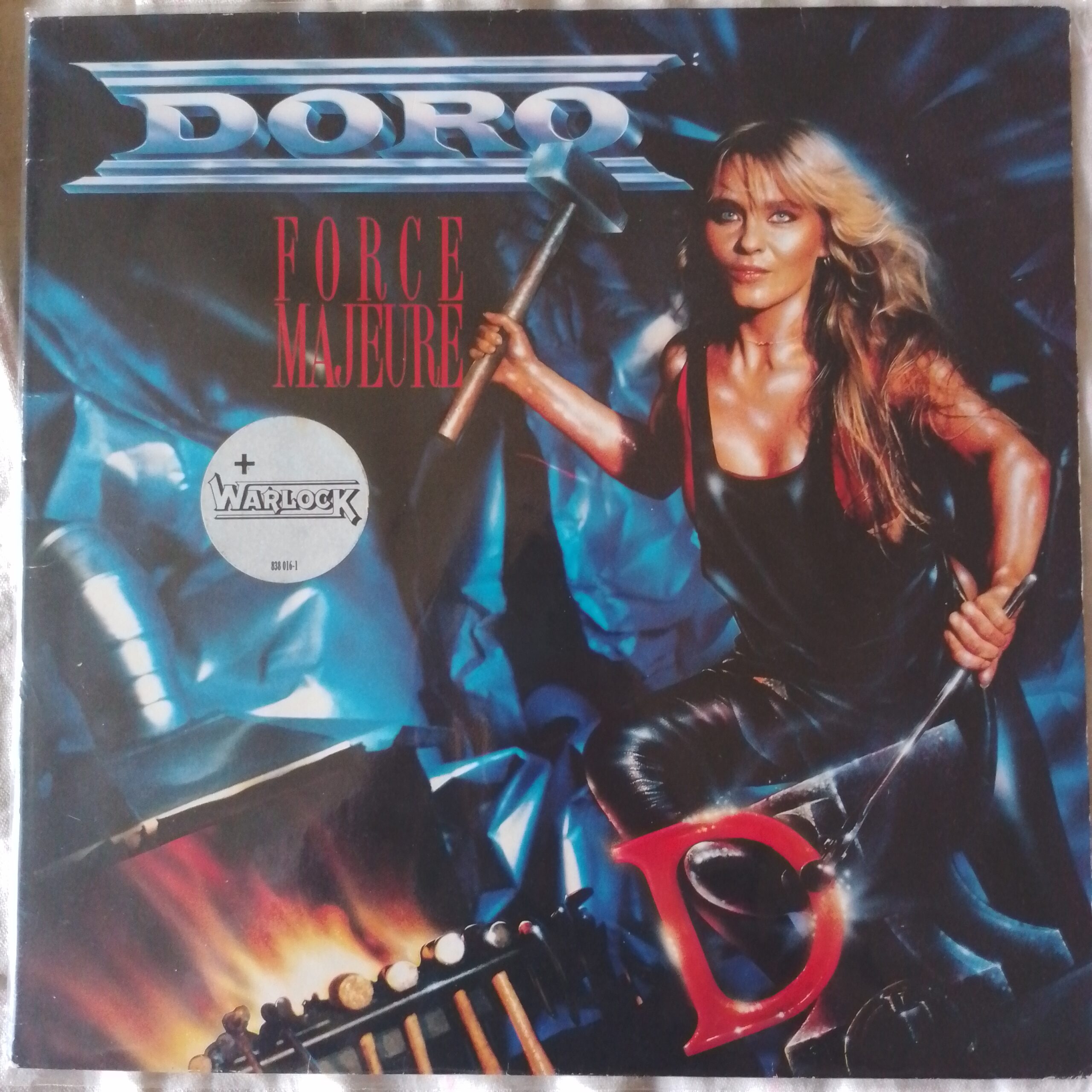 Doro – Force Majeure