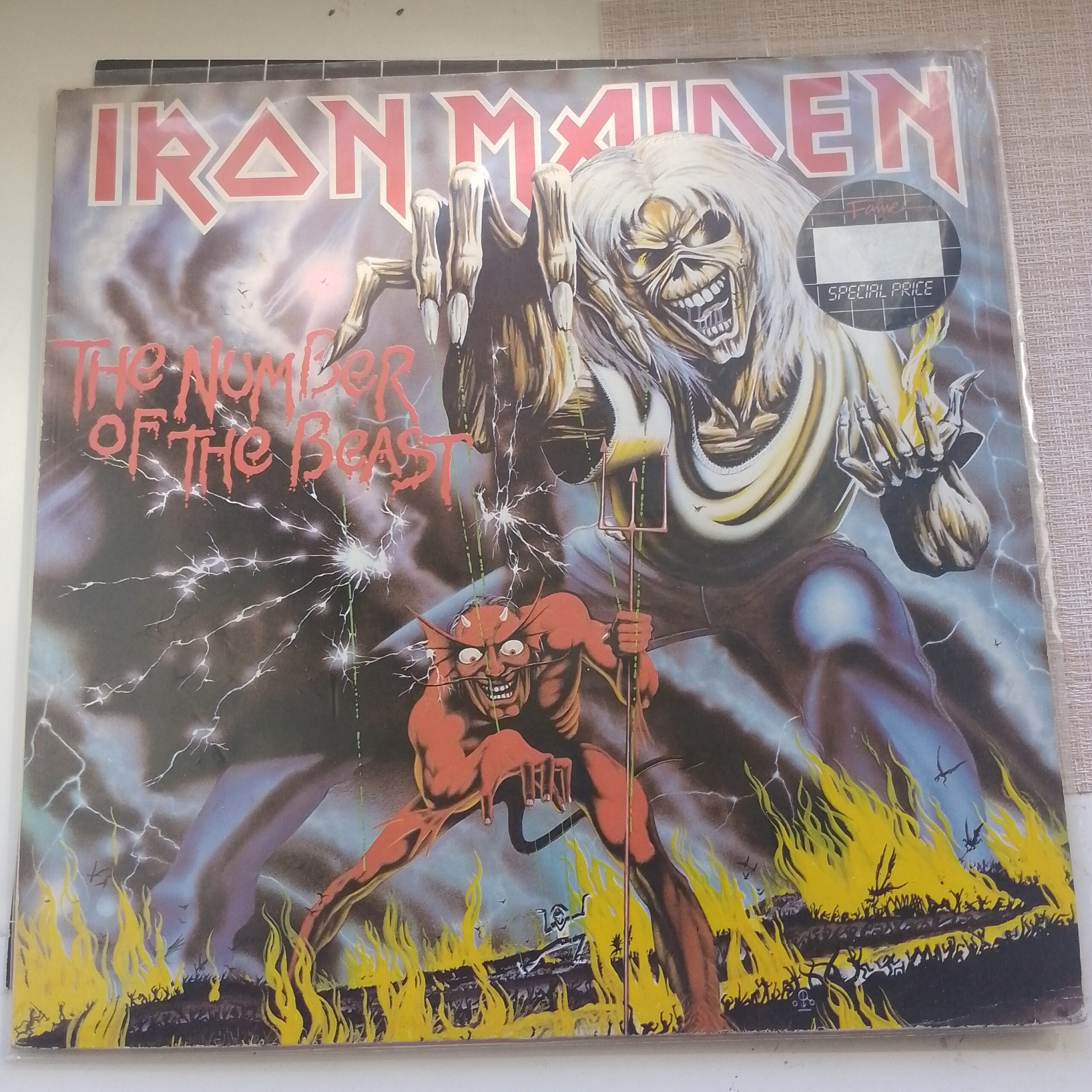 Iron Maiden - The Number Of The Beast
